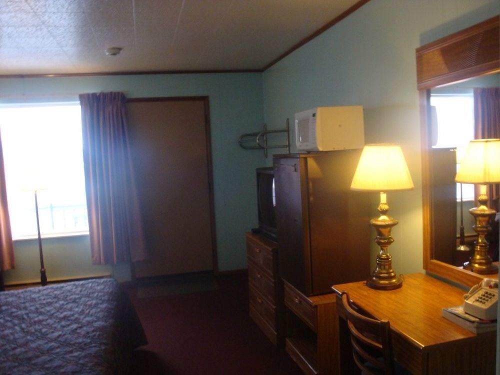 Currys Motel By Oyo Saginaw Mi Pokój zdjęcie