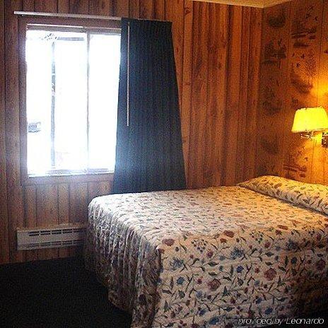 Currys Motel By Oyo Saginaw Mi Zewnętrze zdjęcie
