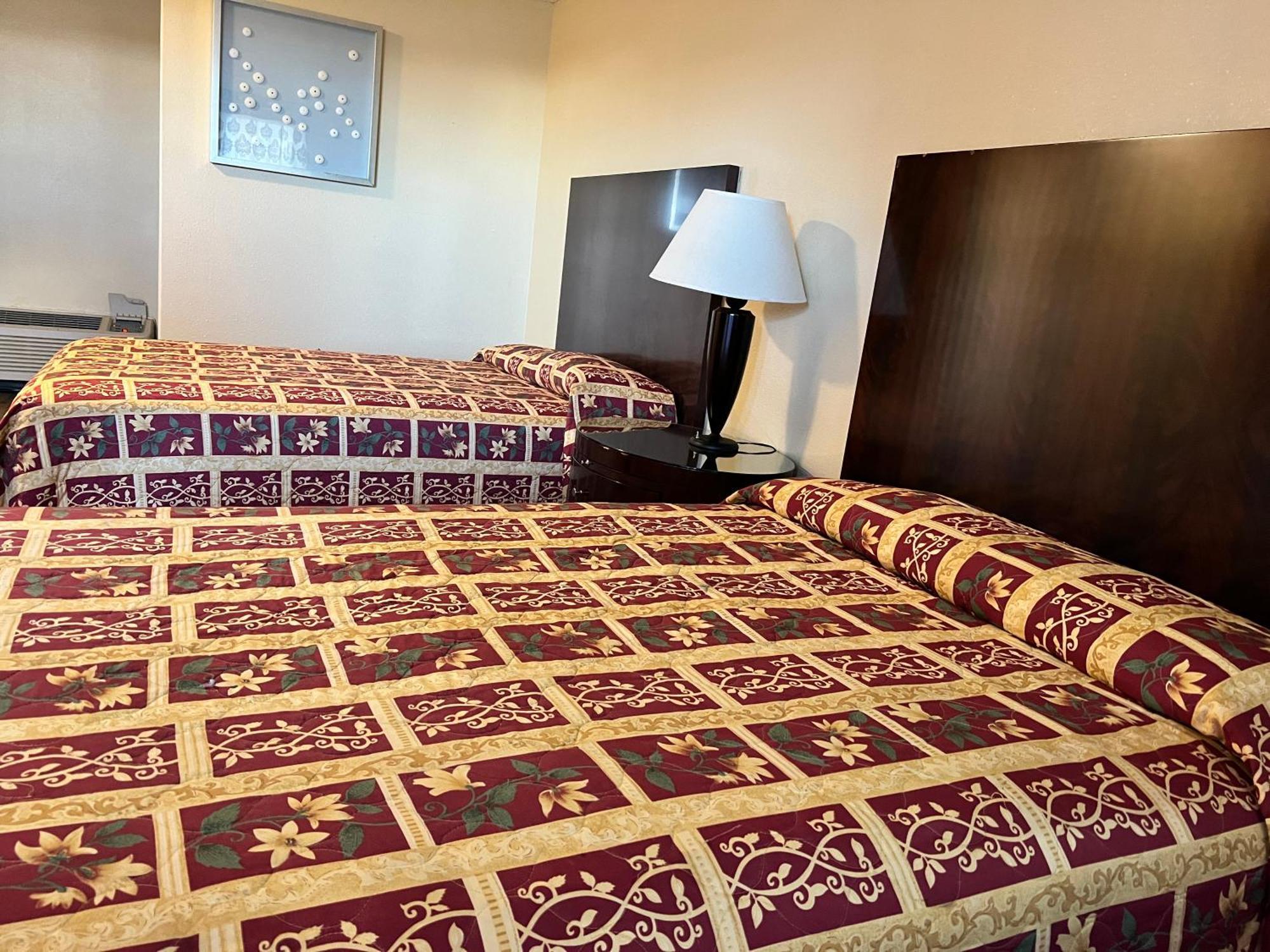 Currys Motel By Oyo Saginaw Mi Zewnętrze zdjęcie