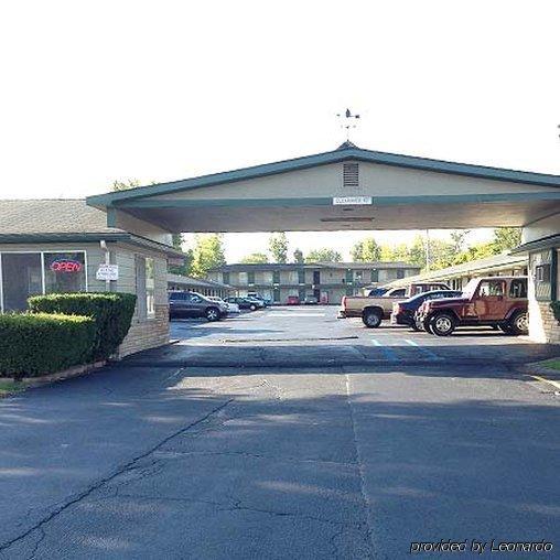 Currys Motel By Oyo Saginaw Mi Zewnętrze zdjęcie